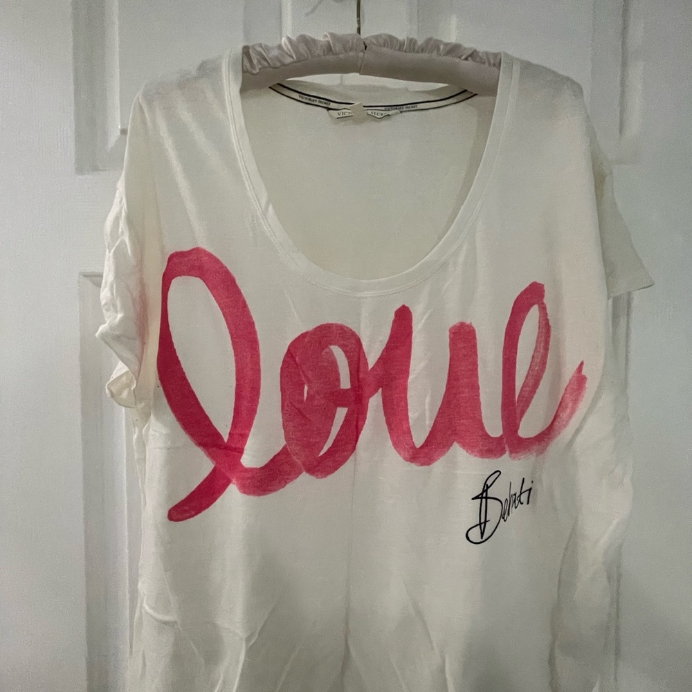 Victoria Secret - Pink T-Shirt